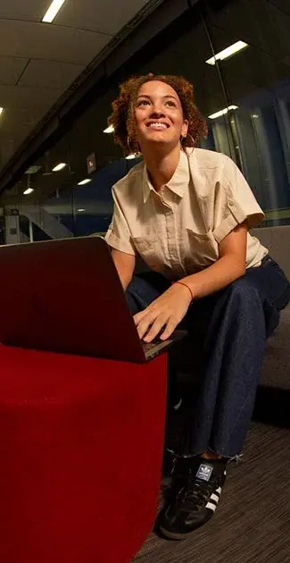 alumna esade